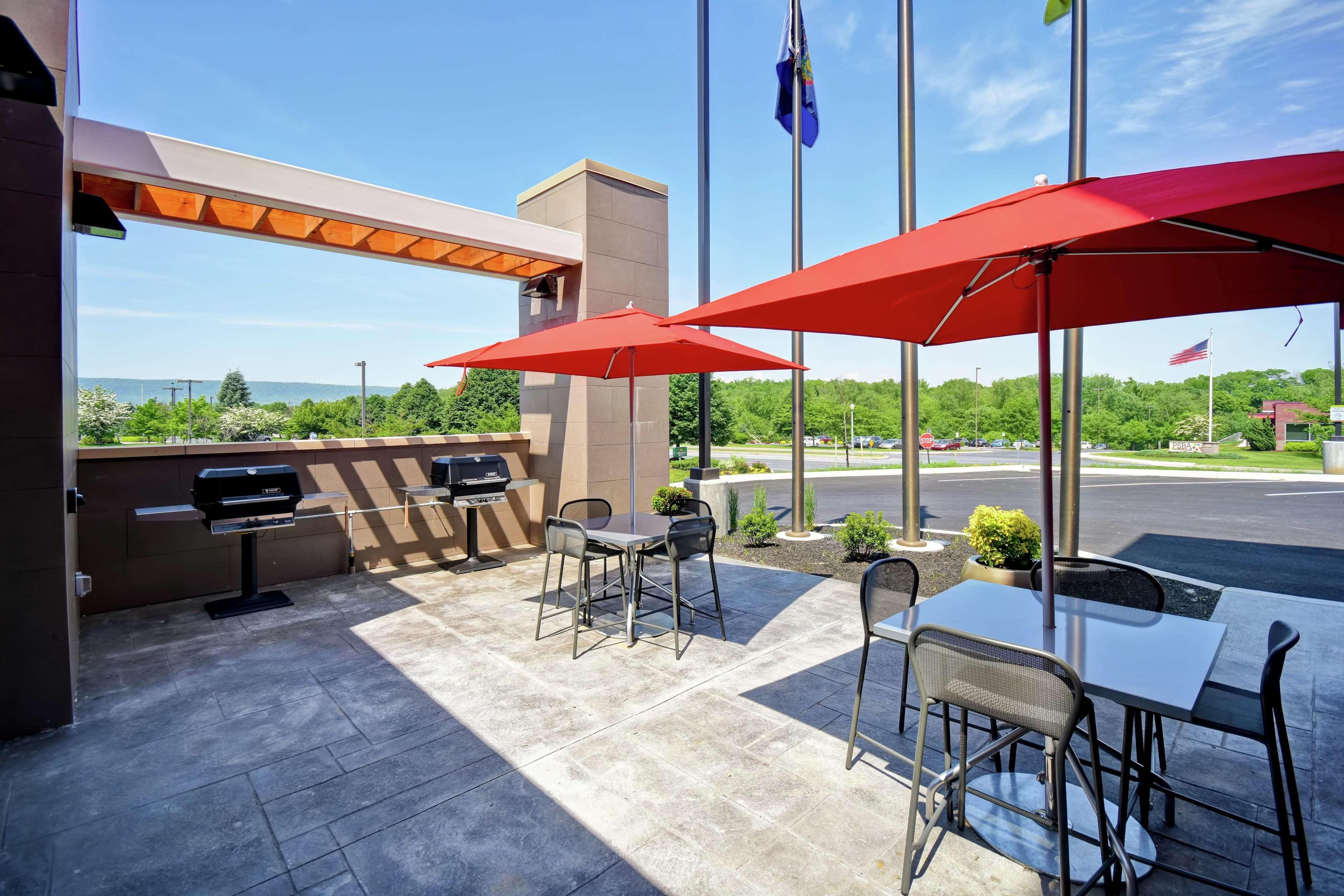 Home2 Suites Меканиксберг Экстерьер фото